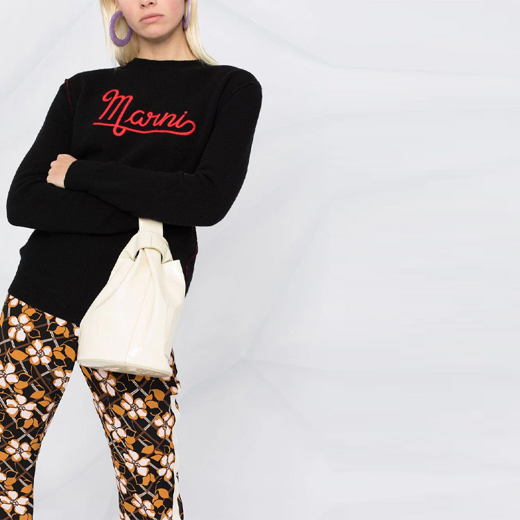 Shop (W) MARNI FW21 ブラック 刺繍ロゴ クルーネックセーター GCMD0283Q0-UFH525-00N99