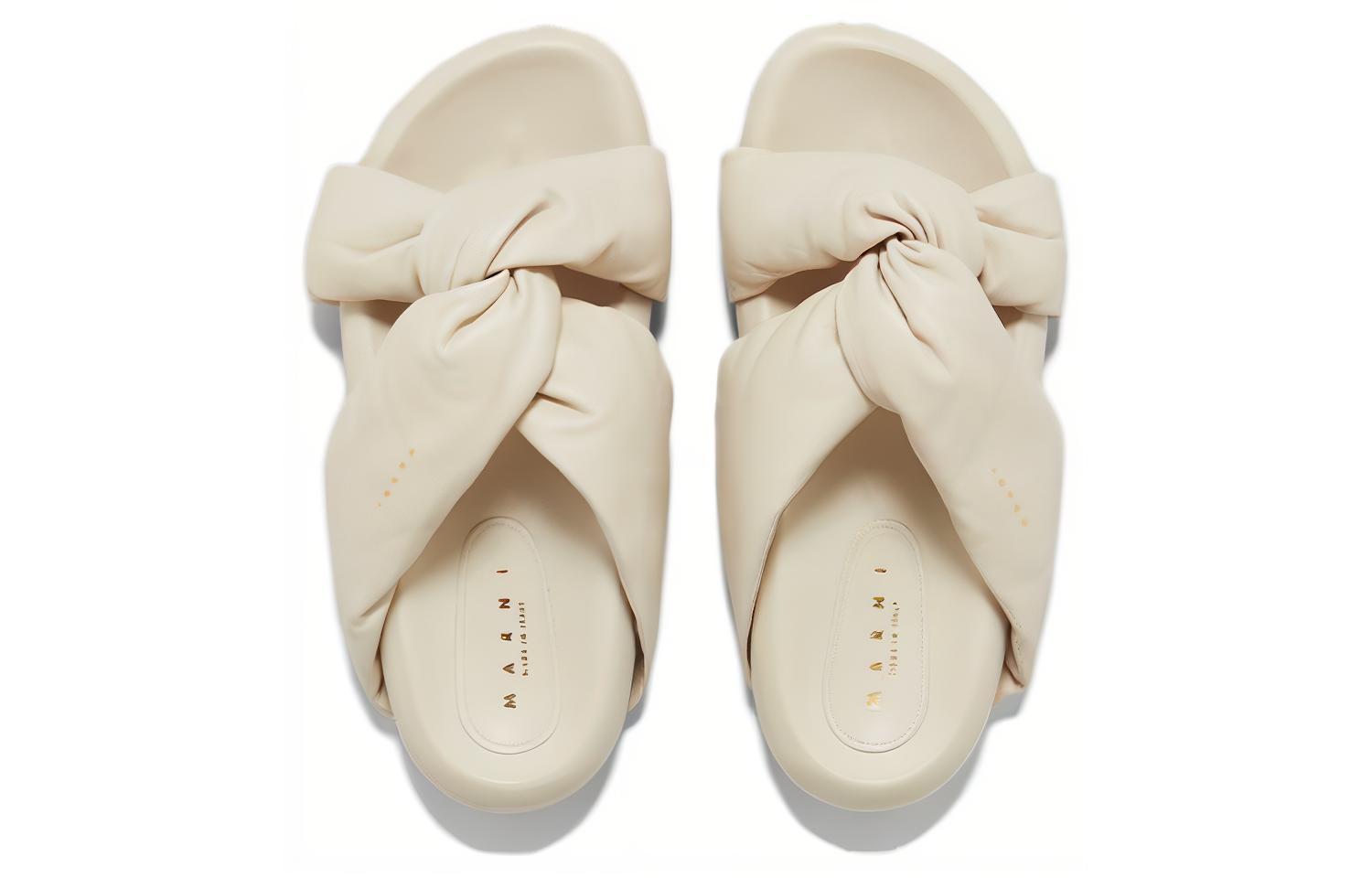 Shop (W) 마르니 화이트 가죽 슬립온 (편안함) SAMS018703P544300W23