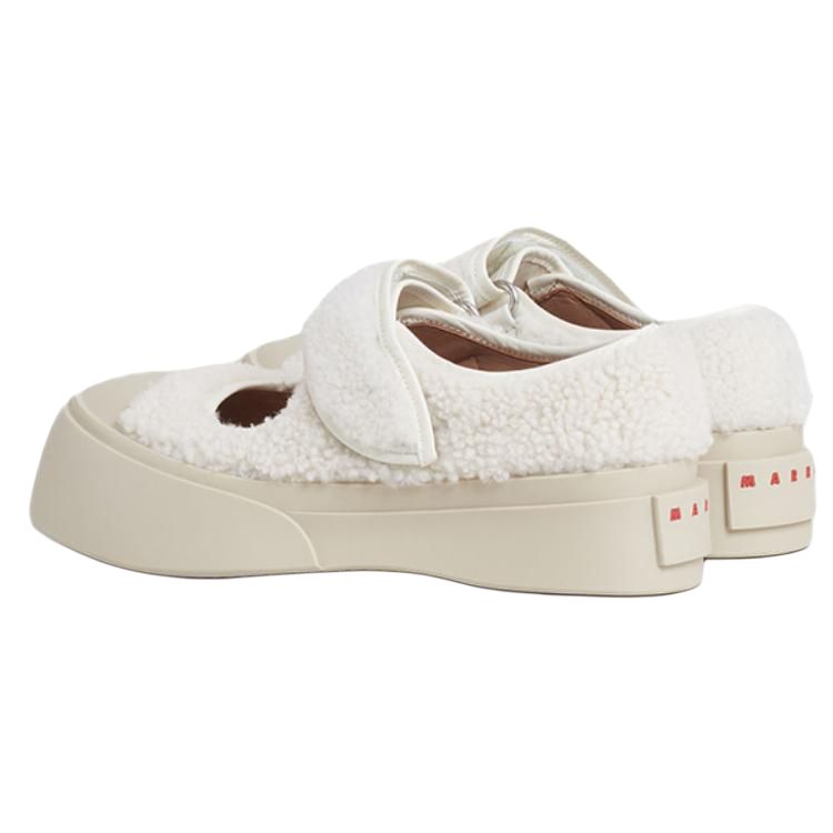 Shop (W) Marni 白兔帕布罗新年限定版 SNZW003120P504400W02