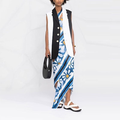 (Women) MARNI SS22 Black and White Colorblock Single-Breasted Vest GLMA0055QU-UTW950-00N99 Lookbook (Women) MARNI SS22 Black and White Colorblock Single-Breasted Vest GLMA0055QU-UTW950-00N99