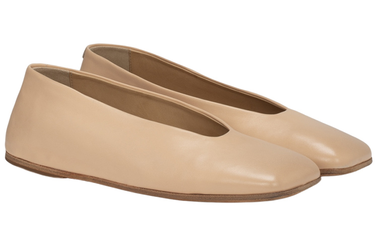 Lookbook (W) Marsèll Slip-On Kulit Ujung Kotak 'Light Brown Coklat Terang' MW5885097381