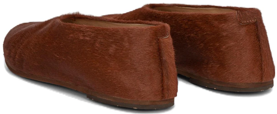(W) Marsèll Flat Suede Slip-On Round Toe 'Coklat' MW2105190380 Lookbook (W) Marsèll Flat Suede Slip-On Round Toe 'Coklat' MW2105190380