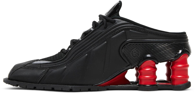 (W) Martine Rose x Nike Shox Mule MR4 'Hitam Komet Merah' DQ2401-001 Lookbook (W) Martine Rose x Nike Shox Mule MR4 'Hitam Komet Merah' DQ2401-001