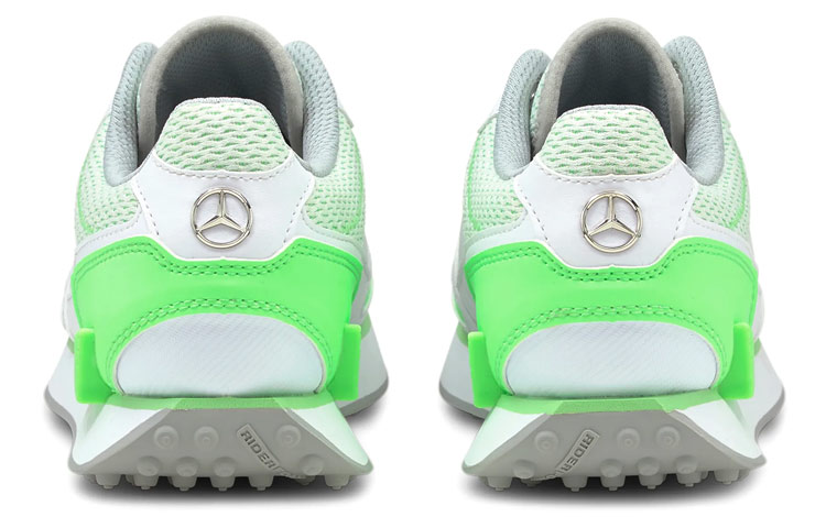 Lookbook (W) Mercedes-AMG Petronas F1 x Puma Mile Rider ''Blanc Elektro Vert'' 306653-01