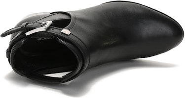 (W) MICHAEL KORS Britton Bootie 'Kulit Hitam' 40T1BTME5L Purchase (W) MICHAEL KORS Britton Bootie 'Kulit Hitam' 40T1BTME5L