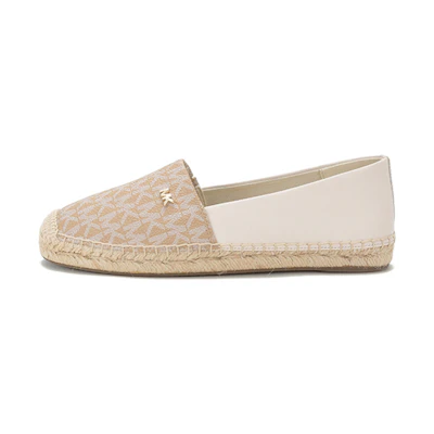 (W) MICHAEL KORS Fisherman Flat 'Milk White Camel'