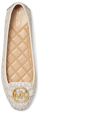 (W) MICHAEL KORS Lillie 'Sepatu Datar Logo Beige' 40R9LIFP3B150 Lookbook (W) MICHAEL KORS Lillie 'Sepatu Datar Logo Beige' 40R9LIFP3B150