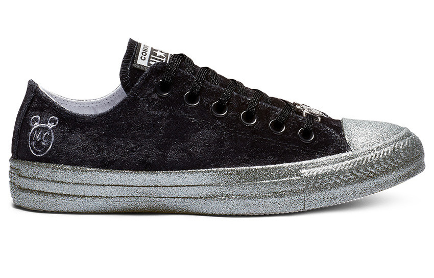 Order (W) 麦莉·赛勒斯 x Converse Chuck Taylor All Star Ox '黑色' 563722C