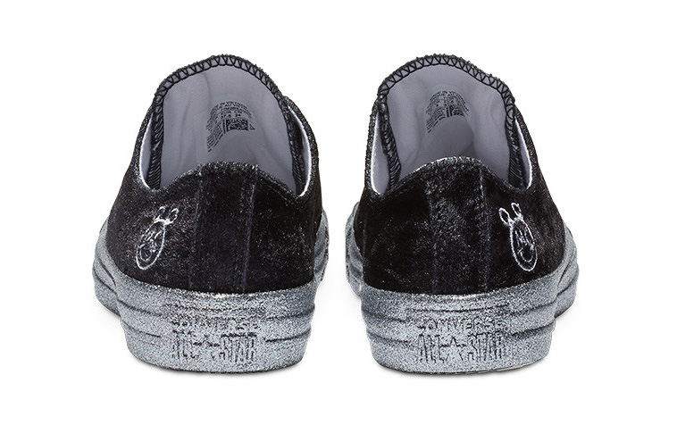 Shop (W) 麦莉·赛勒斯 x Converse Chuck Taylor All Star Ox '黑色' 563722C