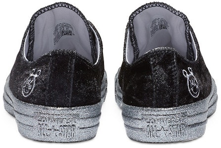 (女款) Miley Cyrus x Converse Chuck Taylor All Star Ox '黑色' 563722C Shop (女款) Miley Cyrus x Converse Chuck Taylor All Star Ox '黑色' 563722C