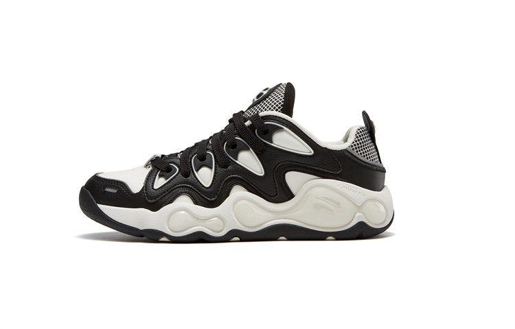 women-mitchell-and-ness-x-fila-fusion-white-grey-t12-w343207-fbs