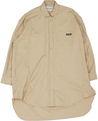 (W) MIU MIU Baju Lengan Panjang Beige dengan Butang Depan dan Reka Bentuk Logo. MF5023-1XLJ-F0065-S-232 Order (W) MIU MIU Baju Lengan Panjang Beige dengan Butang Depan dan Reka Bentuk Logo. MF5023-1XLJ-F0065-S-232