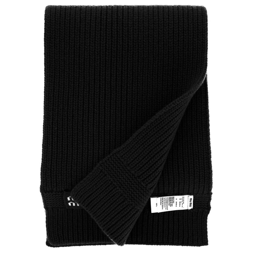 Lookbook (W) MIU MIU Bufanda Negra de Punto con Detalle de Logo. 5FS0482F8SF0002