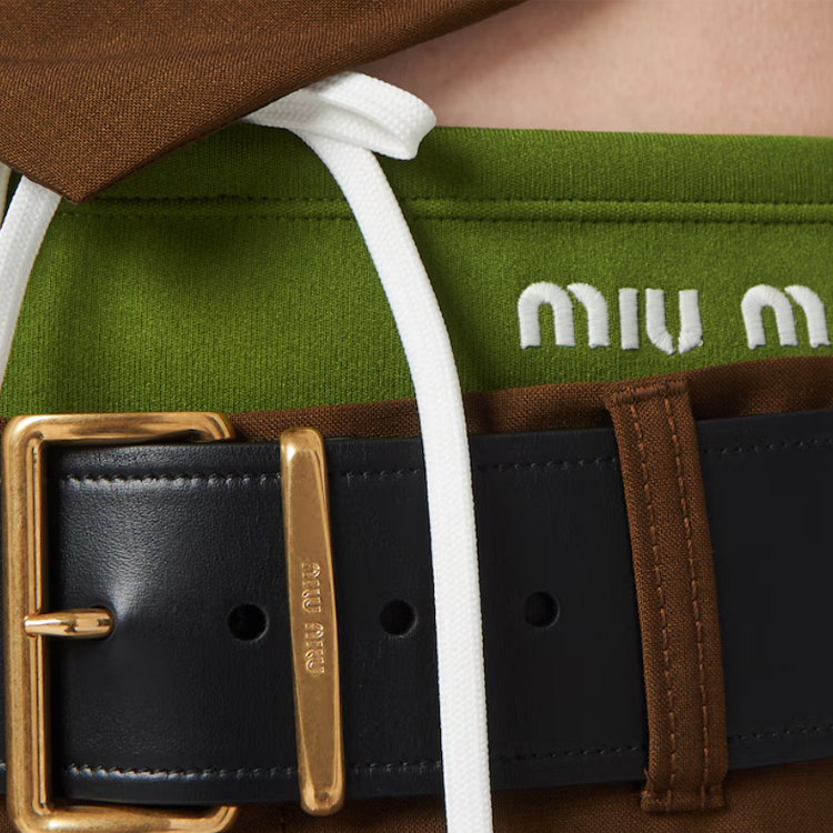 Purchase (Women) MIU MIU  Black Leather Belt with Engraved Logo Buckle, 6cm Wide. 5CC589_2E6Y_F0002