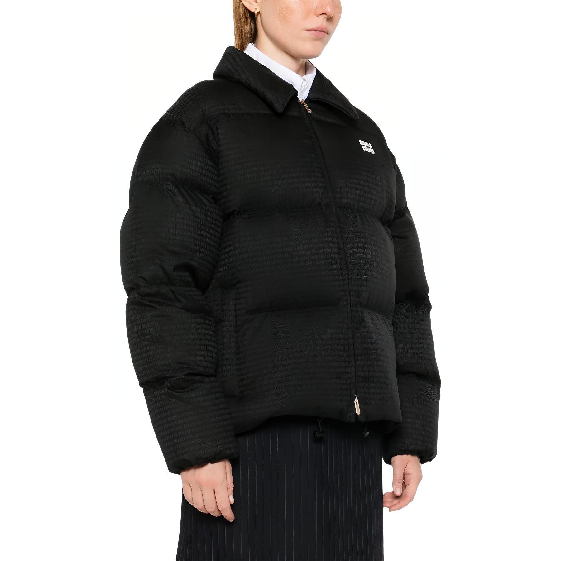 Purchase (W) MIU MIU 黑色Logo拼貼翻領長袖外套。 ML1082-15PR-F0002-S-OOO