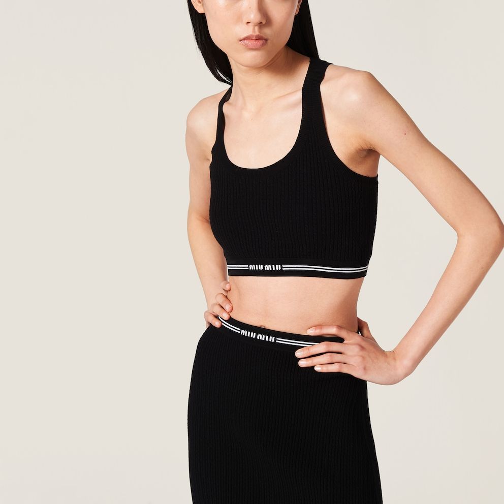 Purchase (W) MIU MIU Tank Top Hitam Slim-Fit Tanpa Lengan dengan Logo Cetakan. MMV095-1U7Q-F0002-S-232