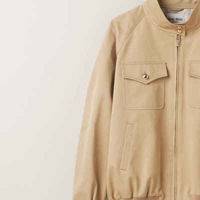 (Women) MIU MIU Brown Loose Fit Zipper Jacket with Letter Embroidery. ML943-1UPX-F0065-S-232 Sizing (Women) MIU MIU Brown Loose Fit Zipper Jacket with Letter Embroidery. ML943-1UPX-F0065-S-232