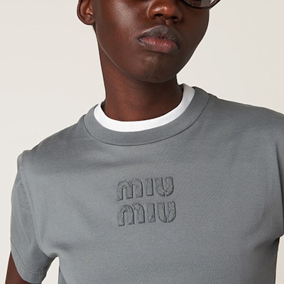 (W) MIU MIU 圆领短袖直筒T恤 SS24休闲款上衣 MJN467-137L-F0D65-S-231 Purchase (W) MIU MIU 圆领短袖直筒T恤 SS24休闲款上衣 MJN467-137L-F0D65-S-231