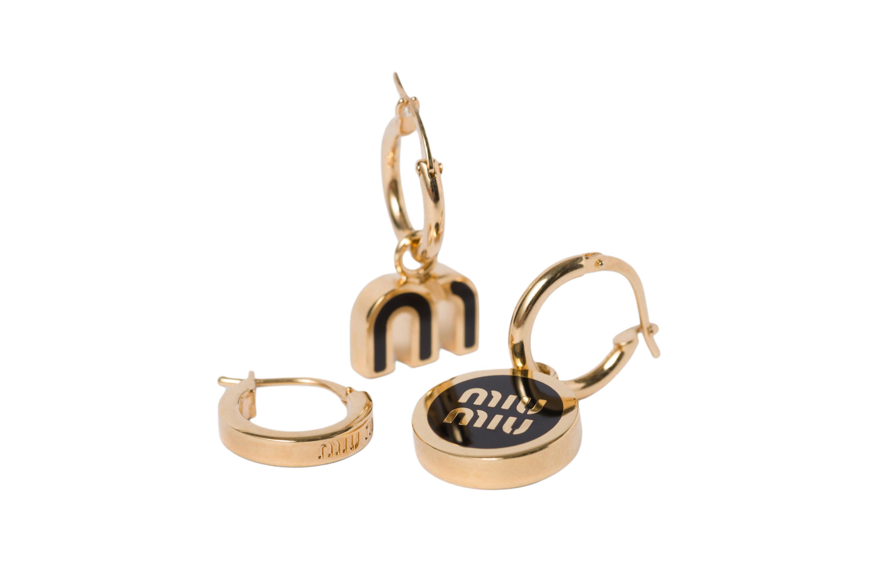(Women) MIU MIU  Gold Enamel Metal Logo Earrings. 5IO102_2F6T_F0002 圖 3