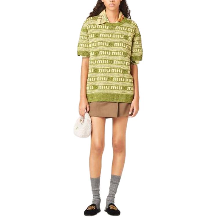 Lookbook (W) MIU MIU 绿色条纹字母针织短袖毛衣. MML870-138E-F0613-S-OOO