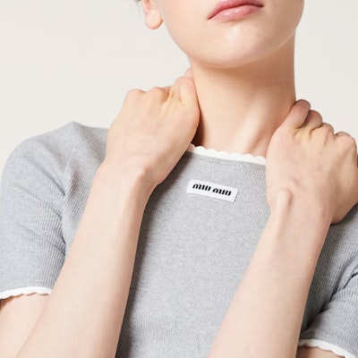 (W) MIU MIU 灰色Logo補丁圓領針織毛衣 MJN847-12HM-F0031-S-232 Details for (W) MIU MIU 灰色Logo補丁圓領針織毛衣 MJN847-12HM-F0031-S-232