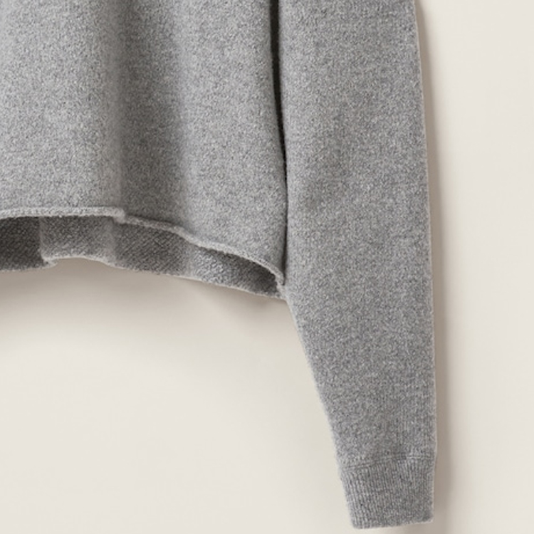 Details for (W) MIU MIU 灰色刺绣Logo圆领毛衣. MML804-1XS9-F0031-S-232