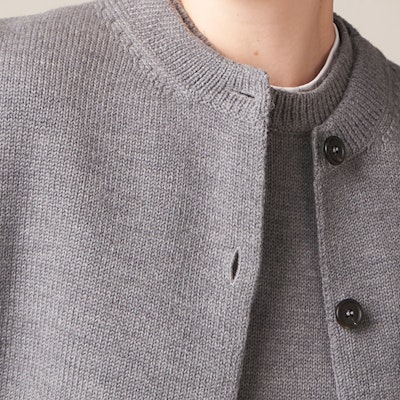 (W) MIU MIU Kardigan Rajut Kelabu dengan Logo Sulaman. MMF796-13JS-F0031-S-232 Sizing (W) MIU MIU Kardigan Rajut Kelabu dengan Logo Sulaman. MMF796-13JS-F0031-S-232