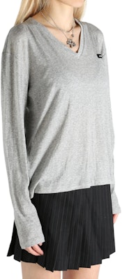 (Women) MIU MIU Grey V-Neck Dropped Shoulder Long Sleeve Logo T-Shirt. MJL059-133O-F0031 Shop (Women) MIU MIU Grey V-Neck Dropped Shoulder Long Sleeve Logo T-Shirt. MJL059-133O-F0031