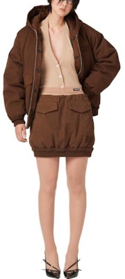 (W) MIU MIU 驼色刺绣Logo吊带背心 MMV124-13S1-F0627-S-232 Lookbook (W) MIU MIU 驼色刺绣Logo吊带背心 MMV124-13S1-F0627-S-232