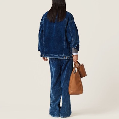 (W) MIU MIU Jaket Denim Lengan Panjang Cetakan Logo Indigo. ML1009-135Z-F0589-S-OOO Shop (W) MIU MIU Jaket Denim Lengan Panjang Cetakan Logo Indigo. ML1009-135Z-F0589-S-OOO