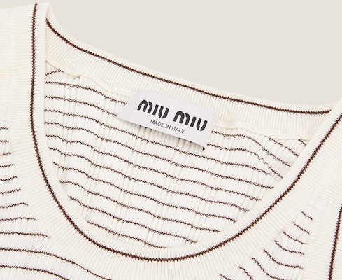 (W) MIU MIU Ivory Tank Top Jalur Berusuk Leher Bulat FW24. MMV219-15BM-F0B23-S-OOO Shop (W) MIU MIU Ivory Tank Top Jalur Berusuk Leher Bulat FW24. MMV219-15BM-F0B23-S-OOO