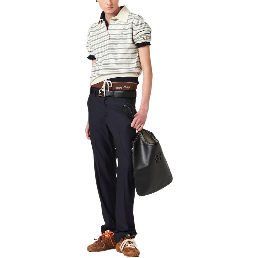 Lookbook (W) MIU MIU Baju Polo Lengan Panjang Berjalur Gading dengan Logo dan Butang. MML951-140V-F0304-S-OOO