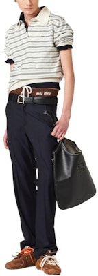 (W) MIU MIU Baju Polo Lengan Panjang Berjalur Gading dengan Logo dan Butang. MML951-140V-F0304-S-OOO Lookbook (W) MIU MIU Baju Polo Lengan Panjang Berjalur Gading dengan Logo dan Butang. MML951-140V-F0304-S-OOO