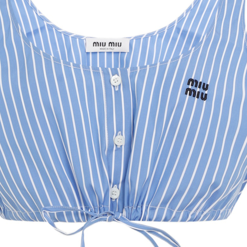 Sizing (W) MIU MIU Blaus Biru Muda Tanpa Lengan dengan Sulaman Logo. MT1956-15PI-F0013-S-OOO