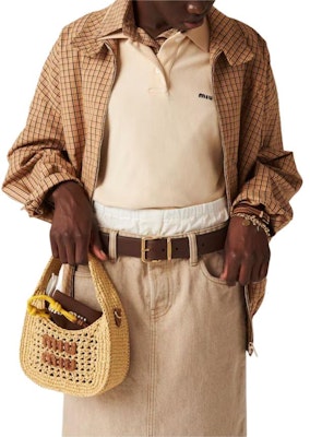 (W) MIU MIU Kemeja Kelabu Kotak Sulam Logo Butang-Up MK1842-142L-F0065-S-OOO Lookbook (W) MIU MIU Kemeja Kelabu Kotak Sulam Logo Butang-Up MK1842-142L-F0065-S-OOO