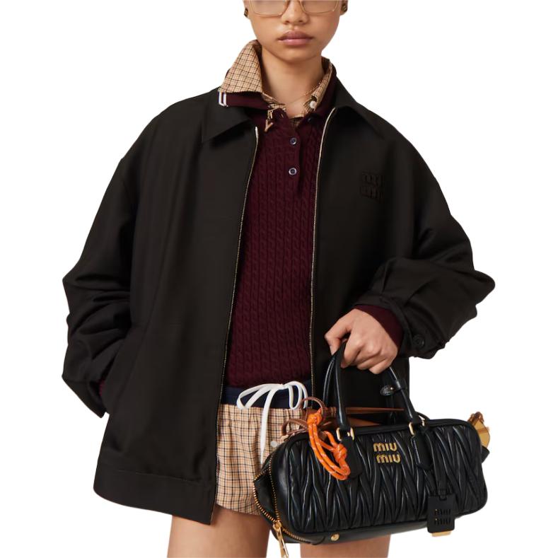 Lookbook (W) MIU MIU Shorts Elásticos de Tiro Bajo a Cuadros en Caqui. SP9444-142L-F0065-S-OOO