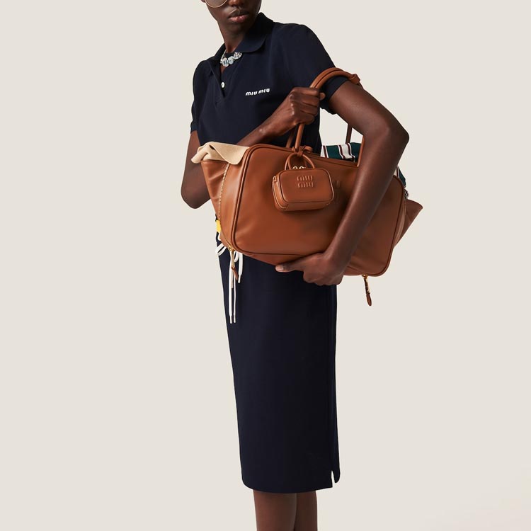 Purchase (W) MIU MIU ネイビーブルー ロゴ刺繍 ミディカジュアルニットドレス. MJD209-14RW-F0008-S-OOO