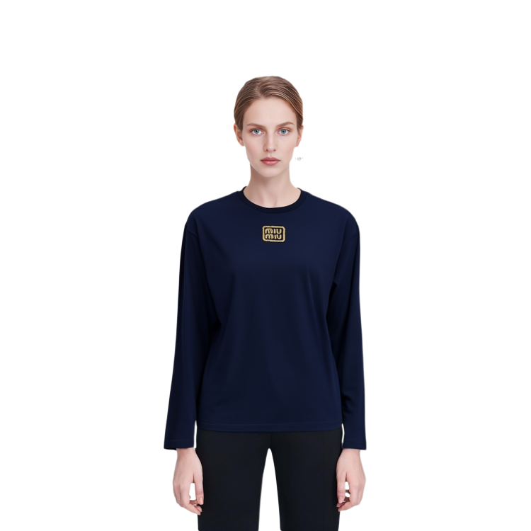 Lookbook (W) MIU MIU Camiseta Oversized Azul Marino con Logo y Manga Larga. MJL862-14ER-F0124-S-232