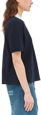 (W) MIU MIU Baju Polo Lengan Pendek Biru Navy dengan Sulaman Logo. MJN559-14RW-F0008 Shop (W) MIU MIU Baju Polo Lengan Pendek Biru Navy dengan Sulaman Logo. MJN559-14RW-F0008