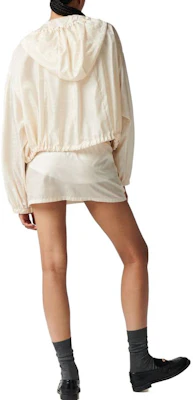 (W) MIU MIU 尼龍連帽拉鍊外套 象牙白長袖外套 ML945-1VH5-F0304 Shop (W) MIU MIU 尼龍連帽拉鍊外套 象牙白長袖外套 ML945-1VH5-F0304