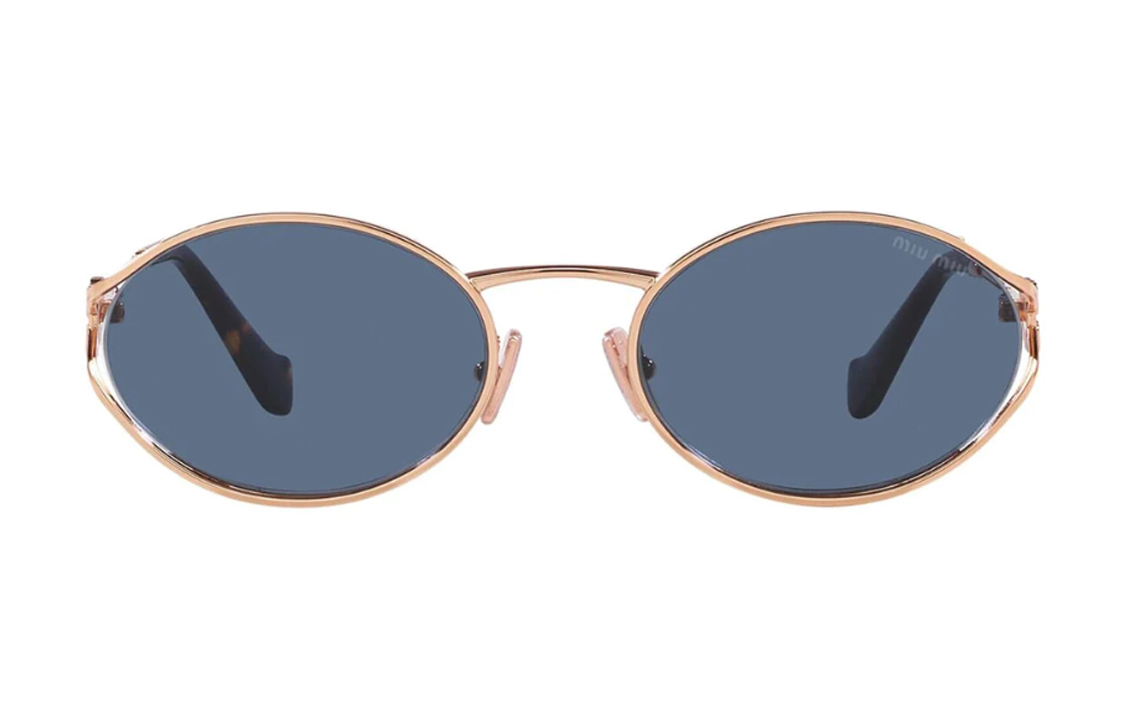 Lookbook (W) MIU MIU Cermin Mata Oval Emas Mawar dengan Rekaan Logo & Sedia Preskripsi. SMU52YEZVFF01V1C054