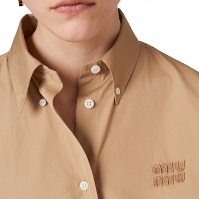 (W) MIU MIU Camisa Oversize Manga Larga Caqui con Logo Bordado. MK1626-10RG-F0241-S-AM1 Details for (W) MIU MIU Camisa Oversize Manga Larga Caqui con Logo Bordado. MK1626-10RG-F0241-S-AM1