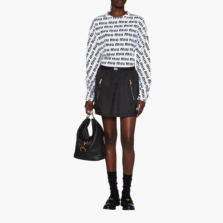 Lookbook (W) MIU MIU SS23 白色長袖標誌印花上衣TEE。 MJL862-12P2-F0009