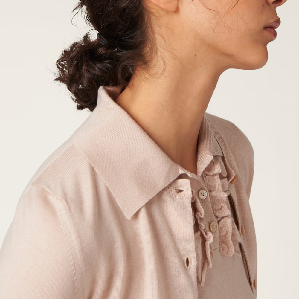 Details for (W) MIU MIU SS24 Kardigan Putih Kasmir dengan Sulaman Logo. MMF878-13KW-F0627-S-OOO