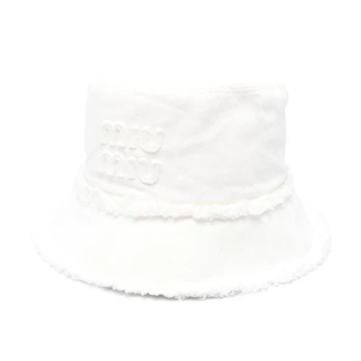 (Women) MIU MIU White Cotton Fisherman Hat with Letter Logo. 5HC1962CL4F0009