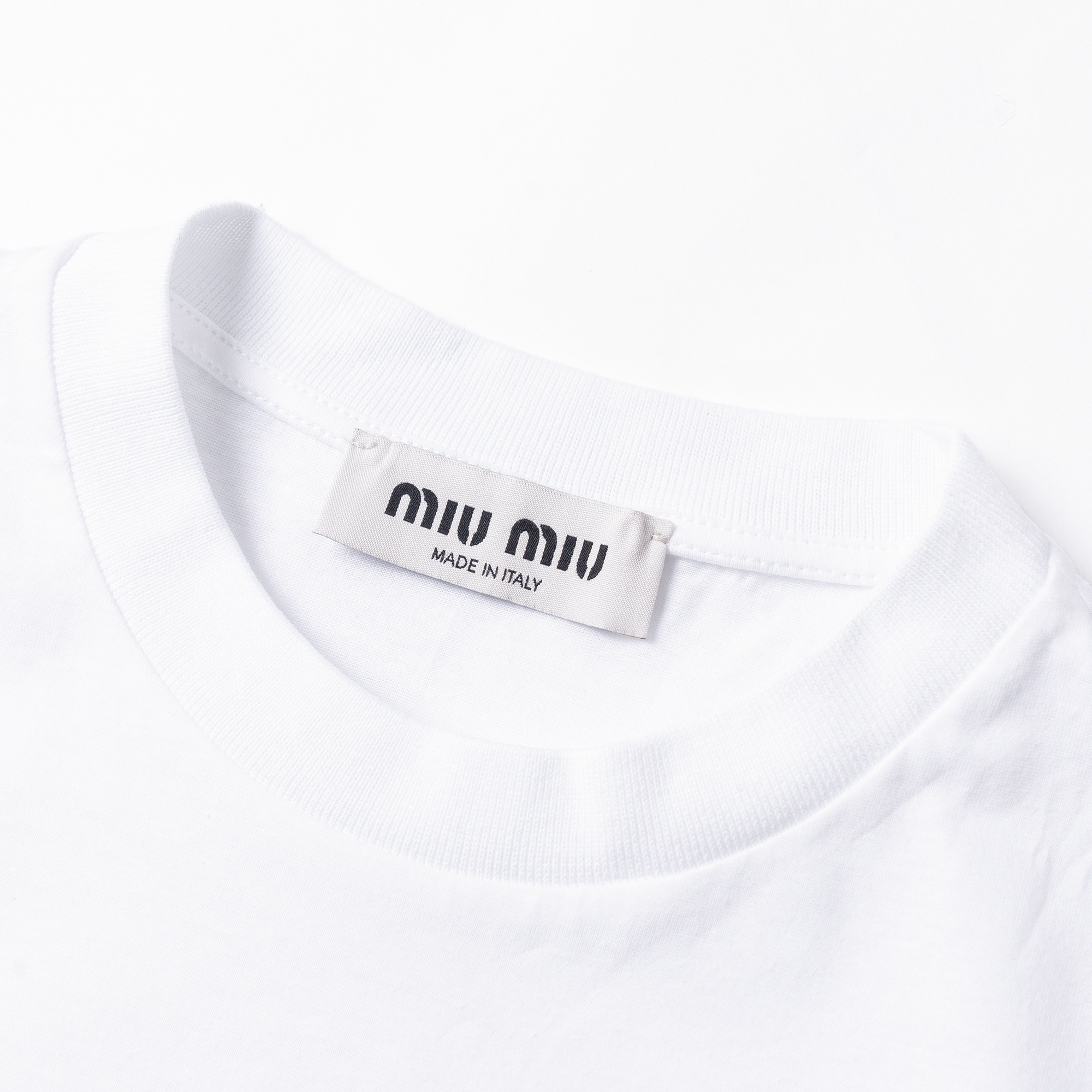 Cheap (Women) MIU MIU  White Logo Heart Print Short Sleeve Tee. MJN499-1277-F0009-S-WMO