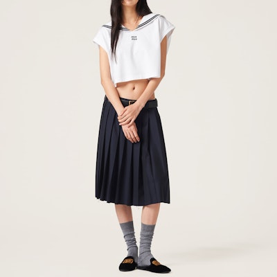 (W) MIU MIU 白色V領無袖短版T恤 SS24 MJT689-14EM-F0009-S-OOO Lookbook (W) MIU MIU 白色V領無袖短版T恤 SS24 MJT689-14EM-F0009-S-OOO