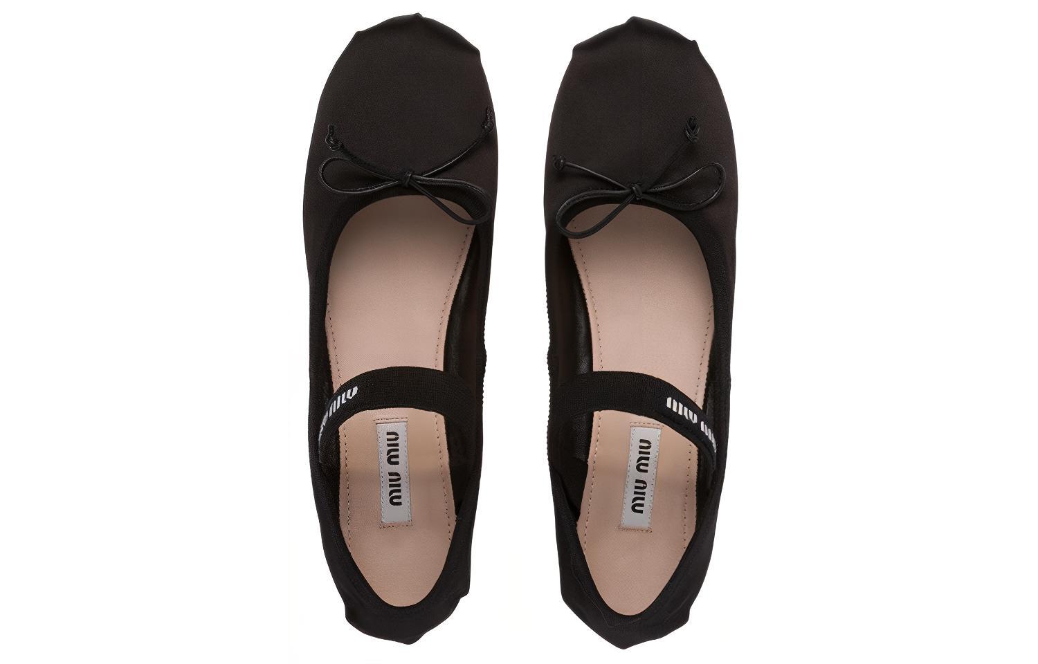 Lookbook (W) 미우미우 블랙 새틴 발레 플랫 (Miu Miu Black Satin Ballet Flat) 5F794D_QU6_F0002_F_A005