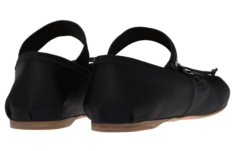 Shop (W) 미우미우 블랙 새틴 발레 플랫 (Miu Miu Black Satin Ballet Flat) 5F794D_QU6_F0002_F_A005