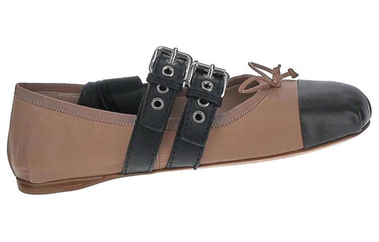 Lookbook (W) 미우미우 누드핑크 버클 슬립온 5F796D_3LLR_F034U